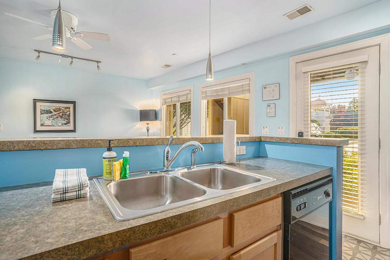 Bluebird Condo Douglas Екстериор снимка