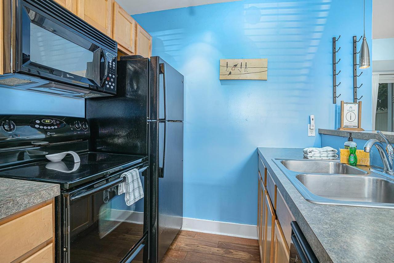 Bluebird Condo Douglas Екстериор снимка